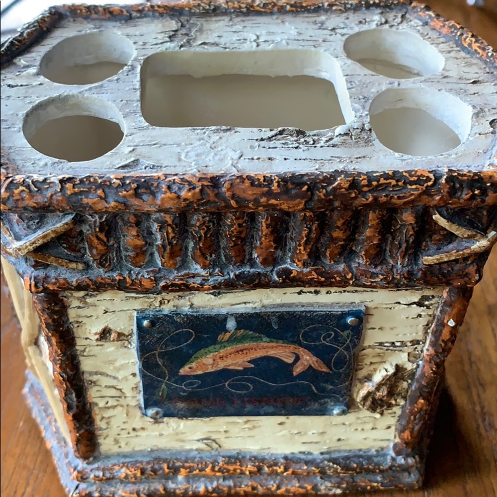 Rustic Ceramic Toothbrush/Toothpaste Holder w Fish - Picture 2 of 4